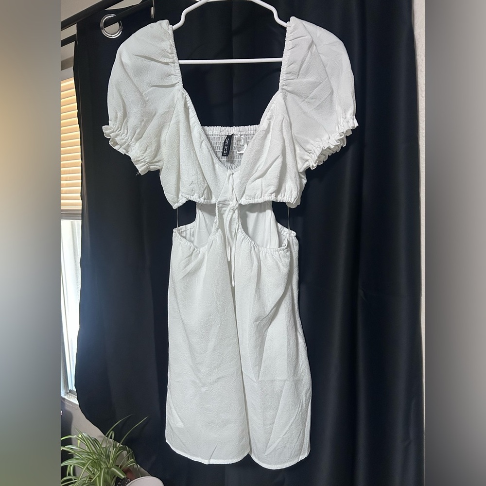 H&M white baby doll dress